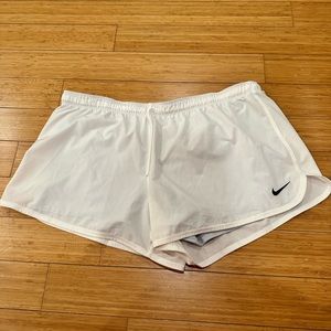 Nike Women's Flex Essential 2-in-1 Shorts